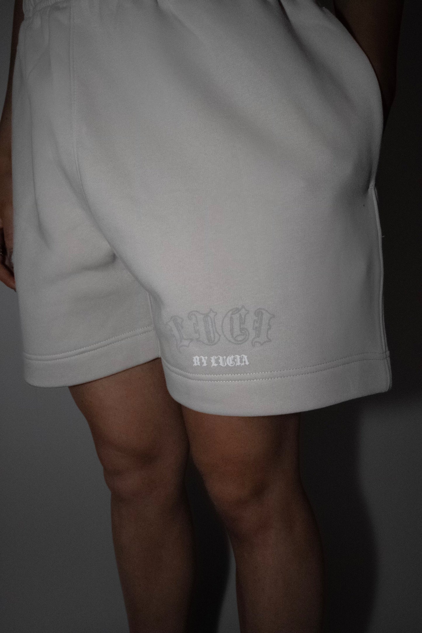 LUCI Sweatshorts - Tan